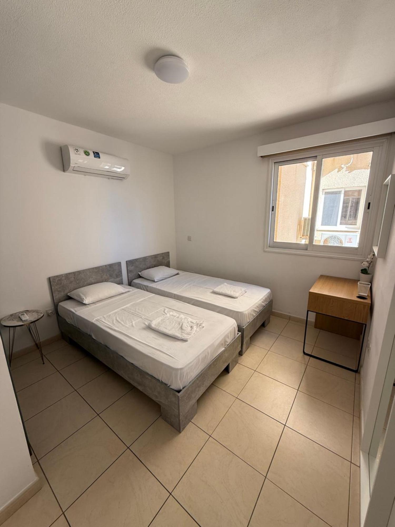 Sunrise Apartment Larnaca Exterior photo