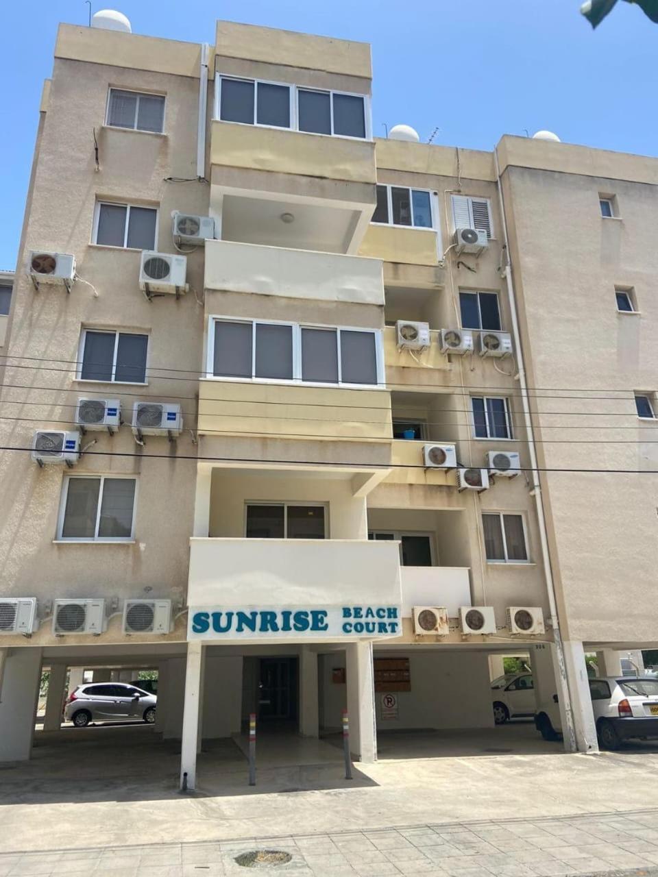 Sunrise Apartment Larnaca Exterior photo